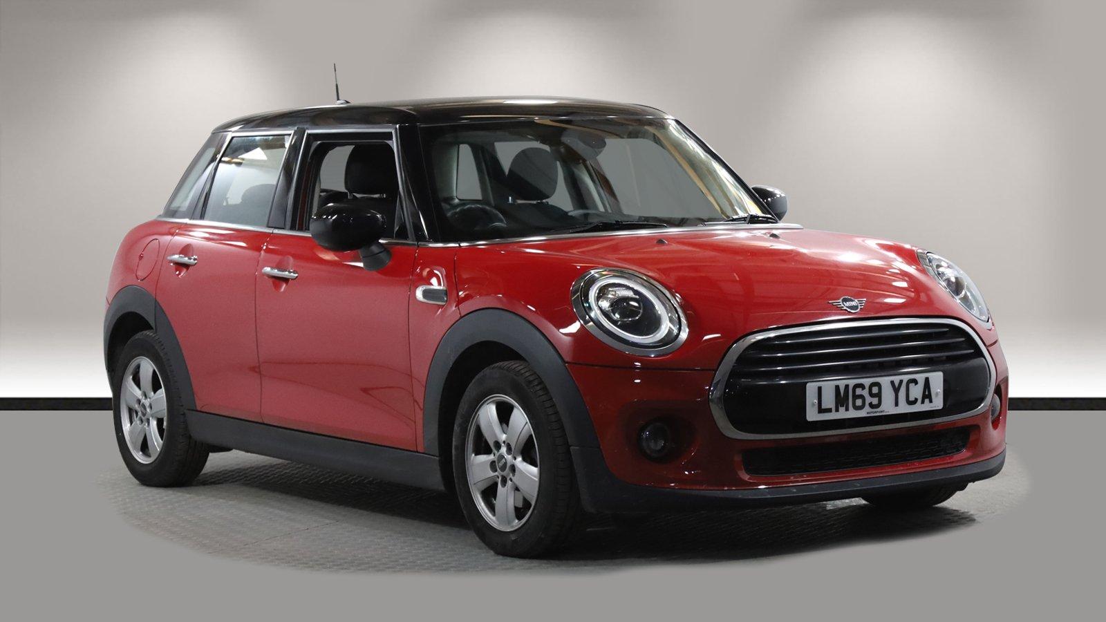 Mini Hatchback 1.5 Cooper Classic II 5dr thumbnail