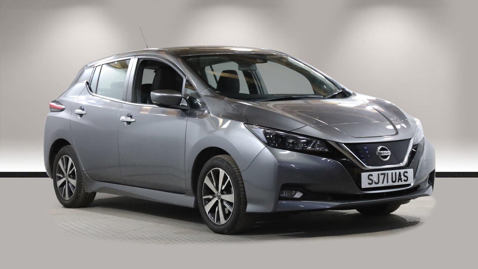 Nissan Leaf thumbnail