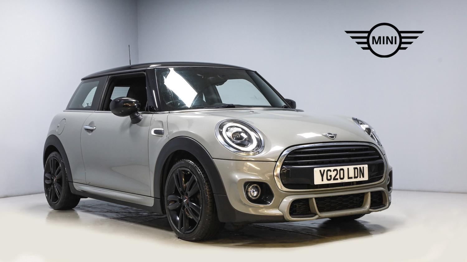 Mini Hatchback 1.5 Cooper Sport II 3dr [Nav Pack] thumbnail