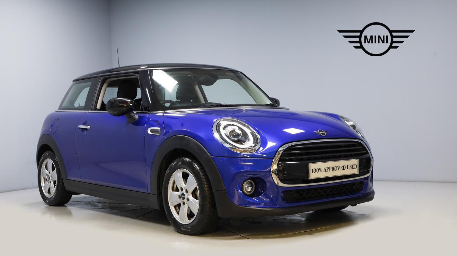 Mini Hatchback 1.5 Cooper Classic II 3dr Auto [Nav Pack] thumbnail